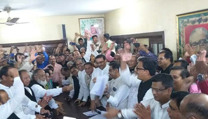 AL starts selling nomination papers