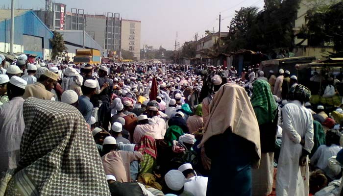 Heavy gridlock on Airport road following Tabligh Jamaat’s factional clash