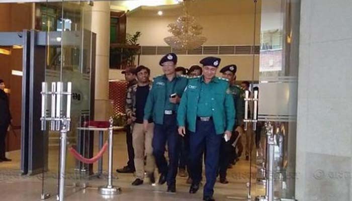 Police officials meet Dr Kamal