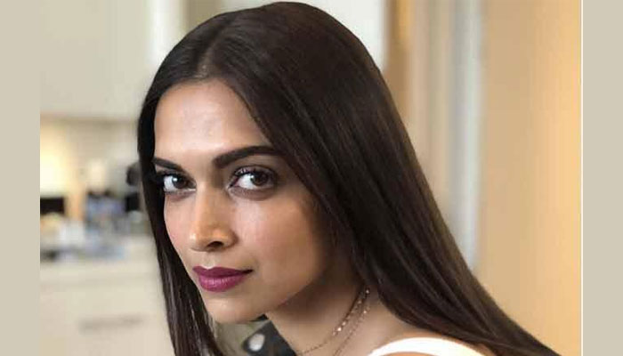 Deepika rejects Draupadi's role in Aamir's Mahabharat?