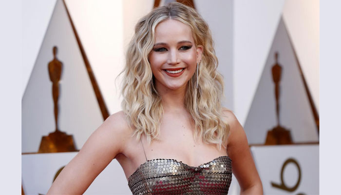 Actress Jennifer Lawrence engaged