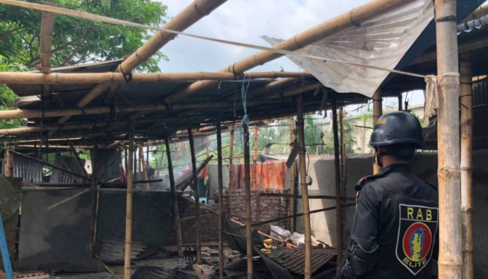 2 killed in Mohammadpur ‘militant den’ raid