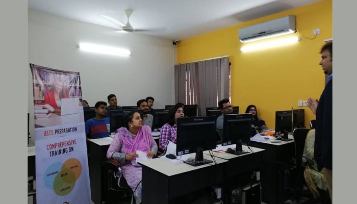 CareersHub to arrange 10-day IELTS programme