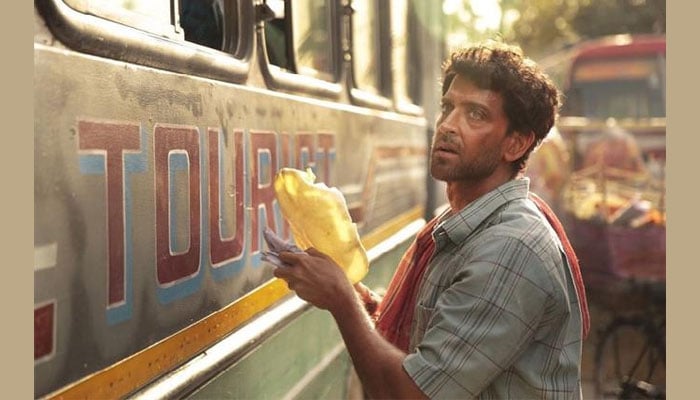 Hrithik shares 'The papad selling phase of Anand Kumars journey'