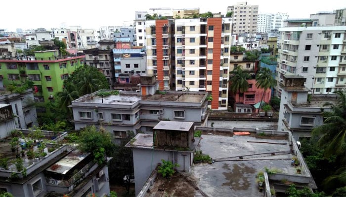 Monsoon rain brings relief to Dhaka dwellers