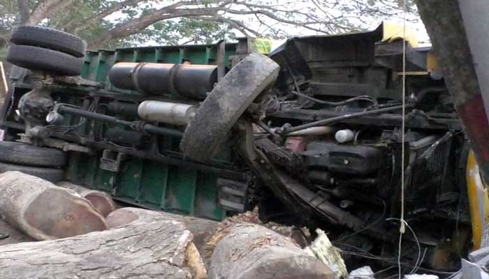 3 cattle traders killed as truck overturns in Cumilla