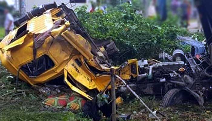 2 killed as train rams truck at Gazipur level crossing