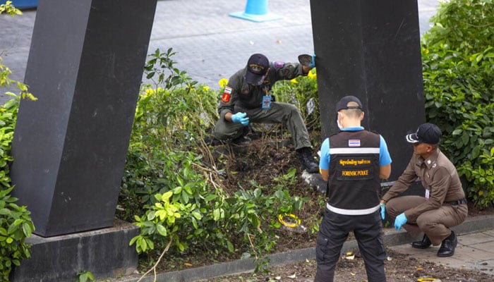 Thai leader orders investigation of Bangkok blasts; 4 hurt