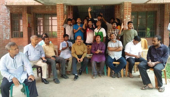 JU students begin 2-day strike for VC's resignation