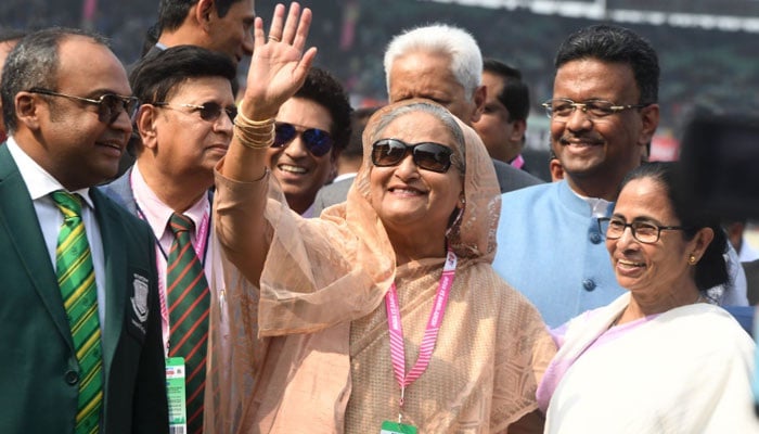 Hasina, Mamata open Kolkata Test