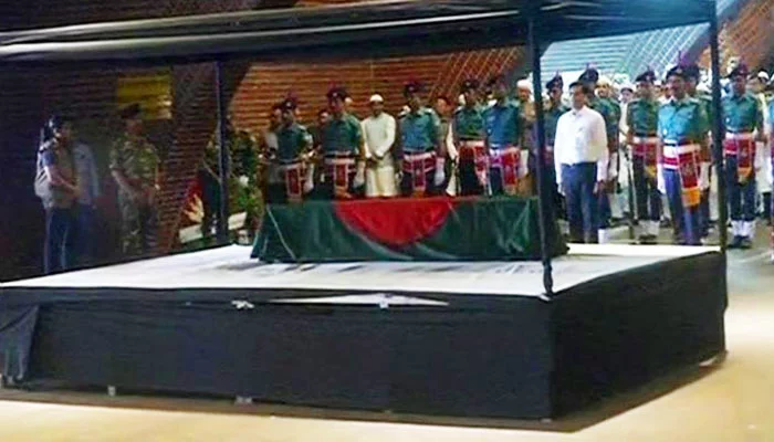 Namaz-e-janaza of Moinuddin Khan Badal held
