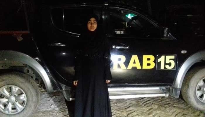 Woman with 1.5 lakh Yaba pills held