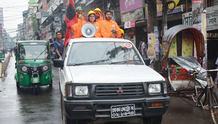 'Take people forcefully to cyclone shelters if they are reluctant'