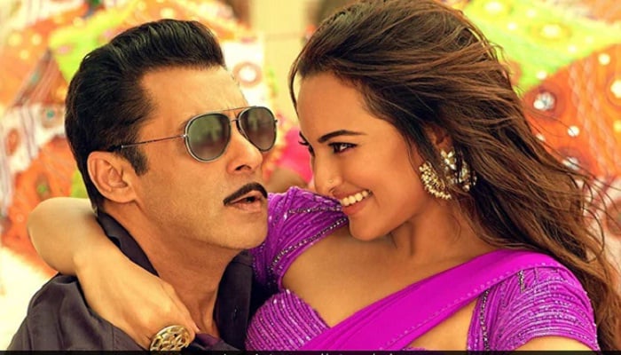 Salman Khan' s Dabangg 3 inches closer to Rs 50 crore mark