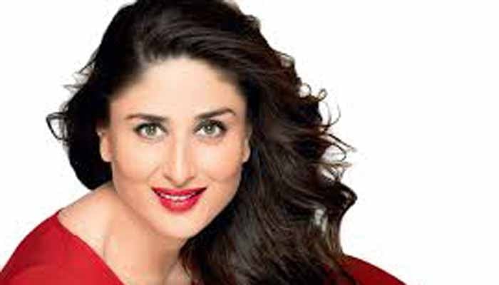 Kareena gets her makeup done at airport