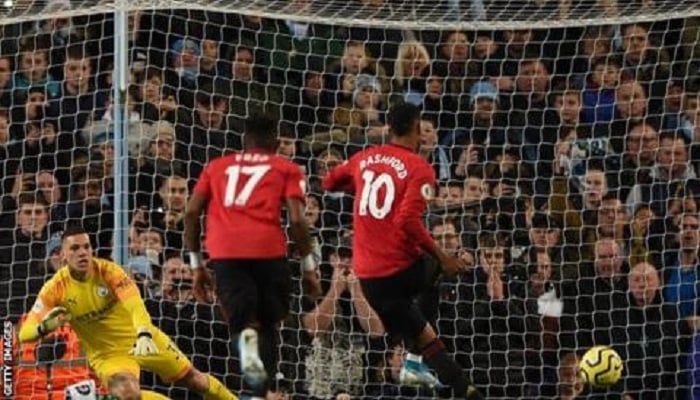 Man Utd win dents Man City's title hopes