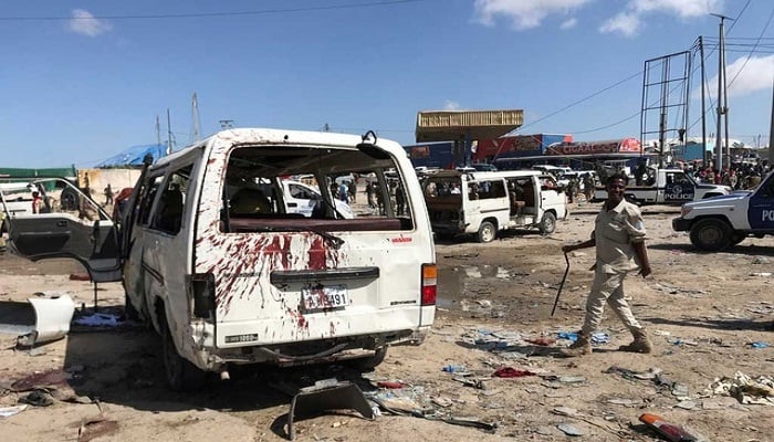 Mogadishu blast kills at least 61