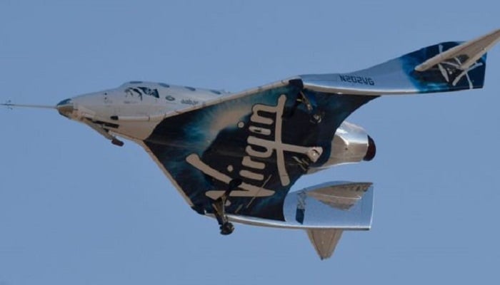 New spacecraft and bendy screens