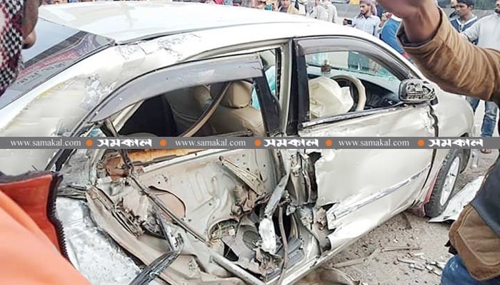 Chittagong road crash leaves two dead