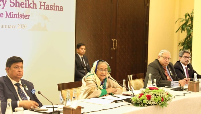 Strengthen ties with Muslim countries: PM to envoys