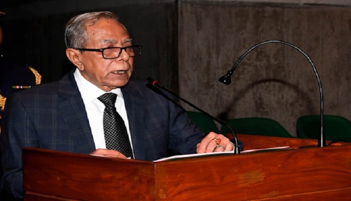 Accelerate ongoing socio-economic dev: President