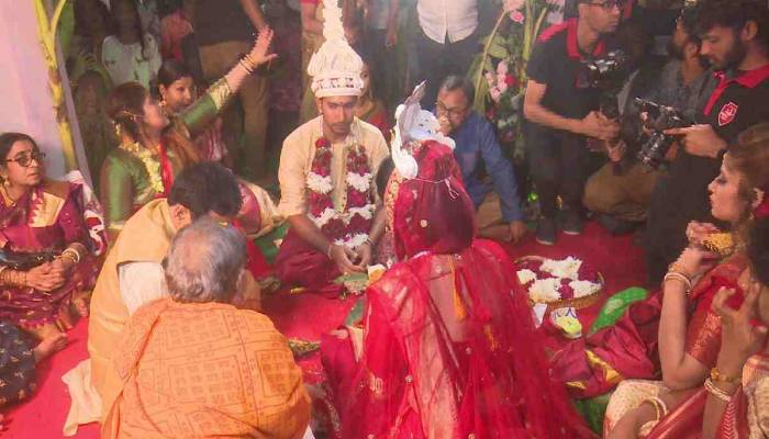 Soumya ties the knot