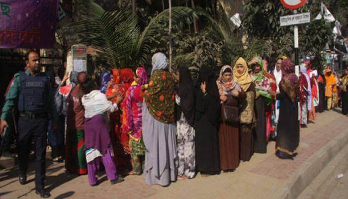 Balloting progressing amid festivity
