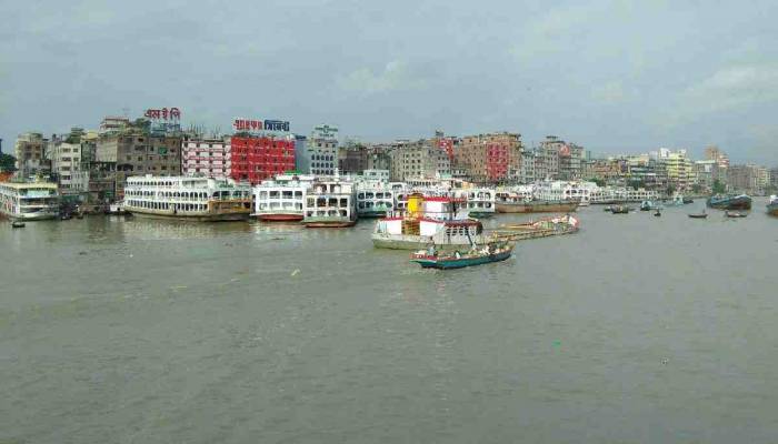 32 dead in Buriganga launch capsize