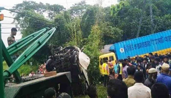 6 killed in Chakaria road crash