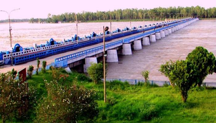 Teesta crosses danger mark