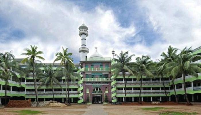 Govt shuts Hathazari madrasa