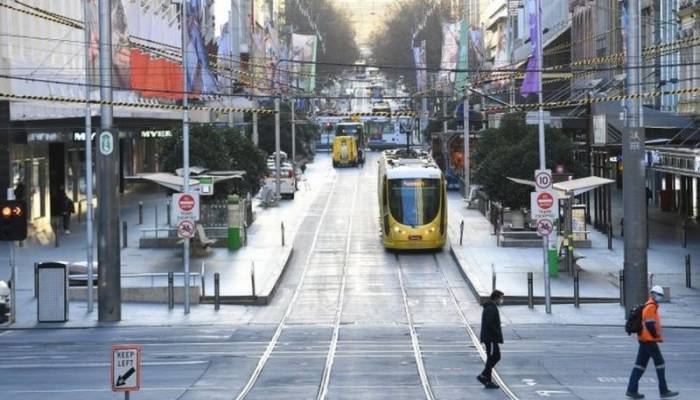 Strict Covid lockdown extended in Melbourne