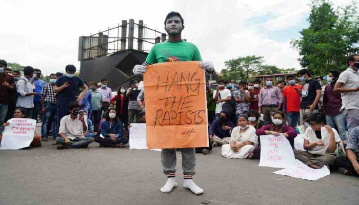 Noakhali housewife’s molestation: UP member among 2 held