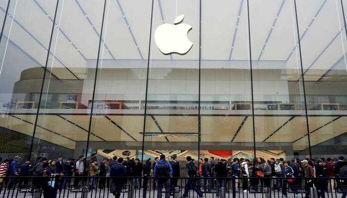 Italy's antitrust fines Apple 10 million euros
