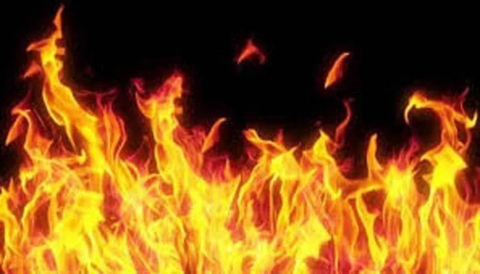 Over 50 shanties destroyed in Kalshi slum fire