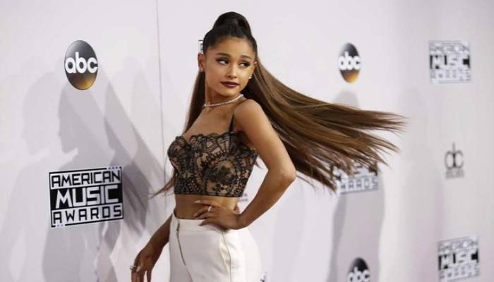 Ariana Grande announces engagement to Dalton Gomez