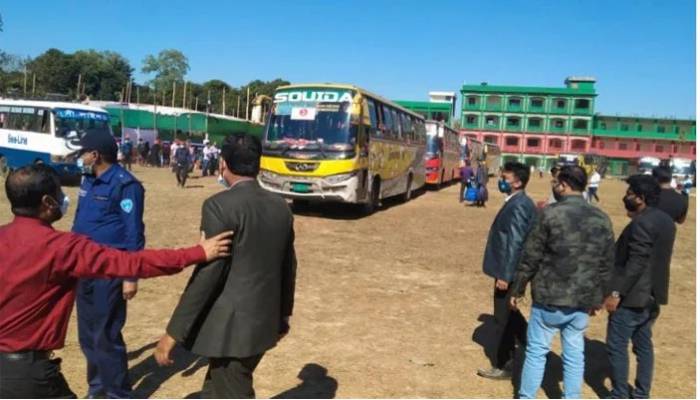 13 buses move to Bhasanchar with Rohingyas