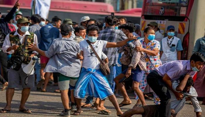 Supporters of Myanmar coup rampage in Yangon