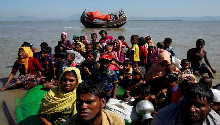 UN calls for rescue of stranded Rohingya