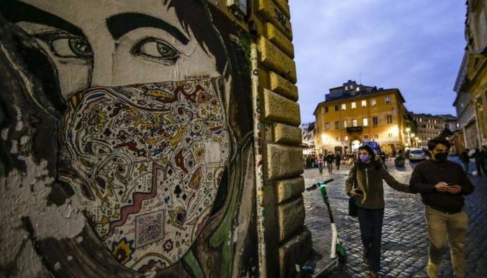 Italy tightens restrictions amid 'new wave