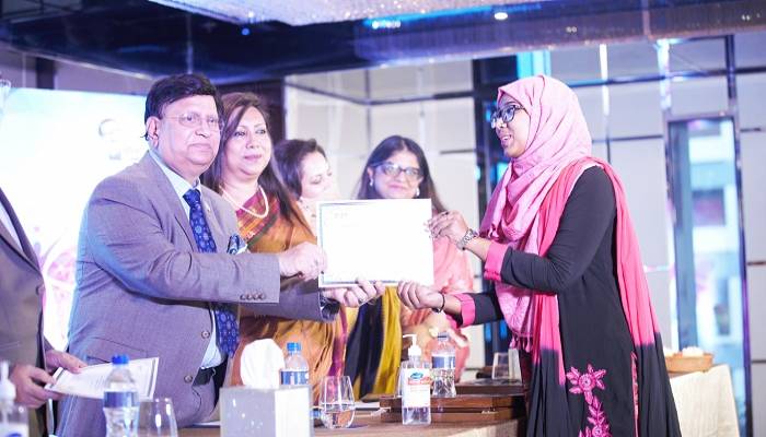Hi-Tech Park Authority’s certificate handover ceremony held