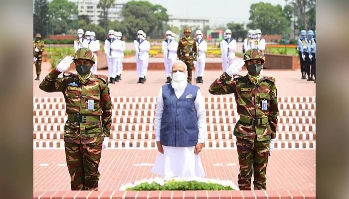 Modi pays tributes to national heroes