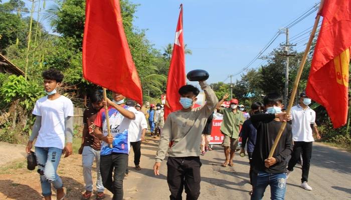 Myanmar security forces kill 7 protesters