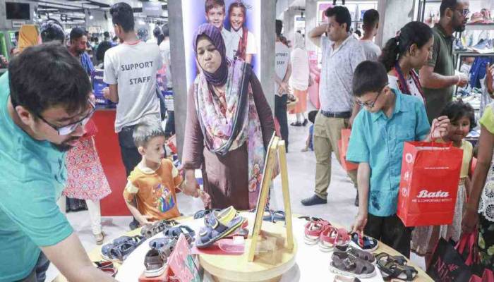 Shops, shopping malls to reopen from Apr 25