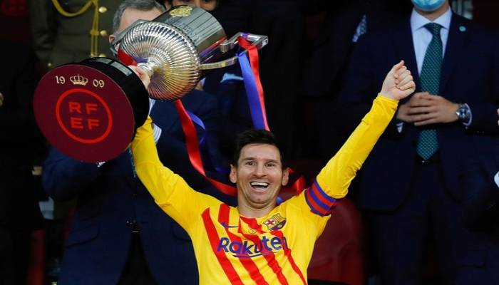 Messi fires Barca to Cup final win