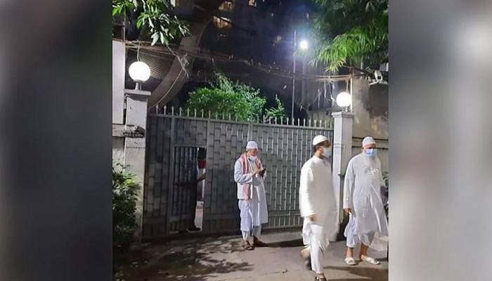 Hefazat leaders meet home minister at his residence