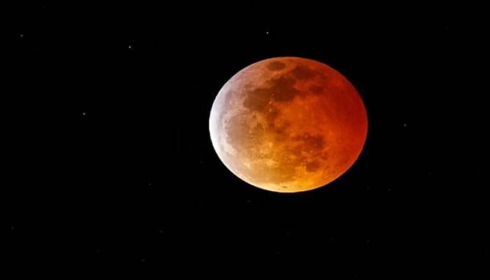 Pacific sees a ‘Blood Moon’ rising