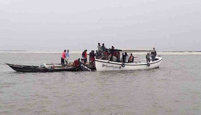 26 dead as speedboat sinks in Padma