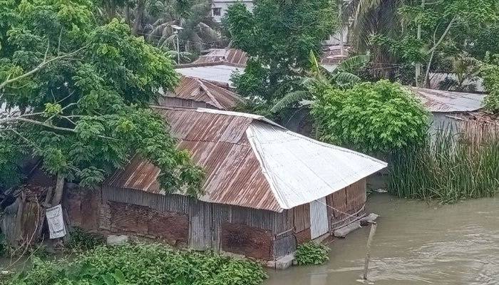 ‘Yaas’ affects 27 upazilas in Bangladesh: Enamur