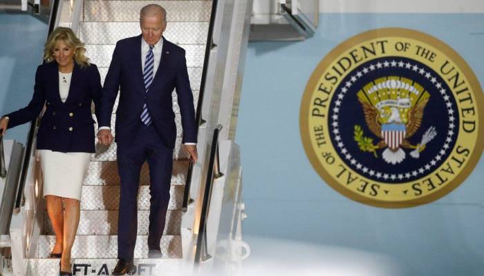 Biden to warn PM not to risk NI peace over Brexit
